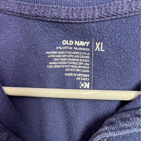 3/$15 Old Navy Women’s 10-button polo shirt navy blue - Picture 4 of 7